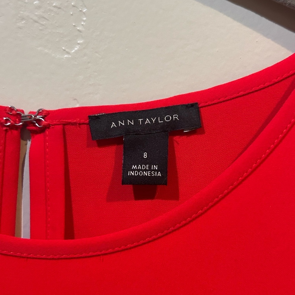 Ann Taylor Cherry Red Flutter Sleeve Sheath Dress Women’s Size 8 - Picture 3 of 5